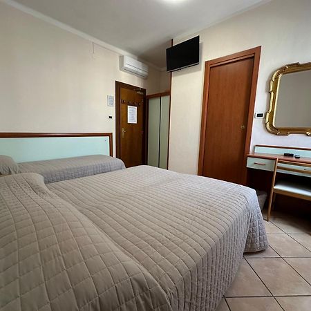 Hotel Svizzera Арма-ди-Таджа Экстерьер фото